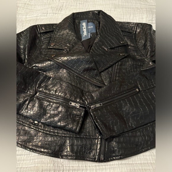 ModCloth Crocodile Rock Moto Jacket - NWT - Size XS - Picture 8 of 13